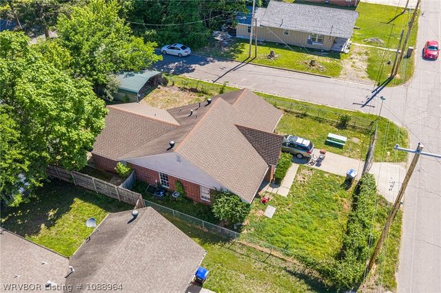 326 London Street, Alma, AR 72921