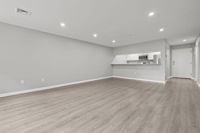 148 Main St C439, North Andover, MA 01845