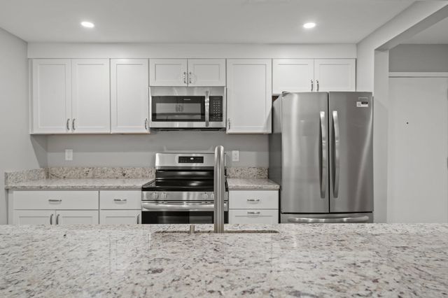 148 Main St C439, North Andover, MA 01845