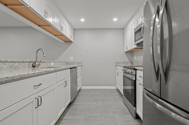 148 Main St C439, North Andover, MA 01845