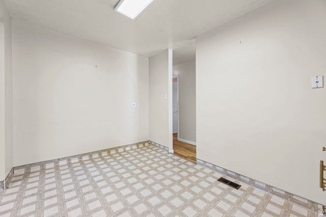 1025 N 1500 W, Salt Lake City, UT 84116