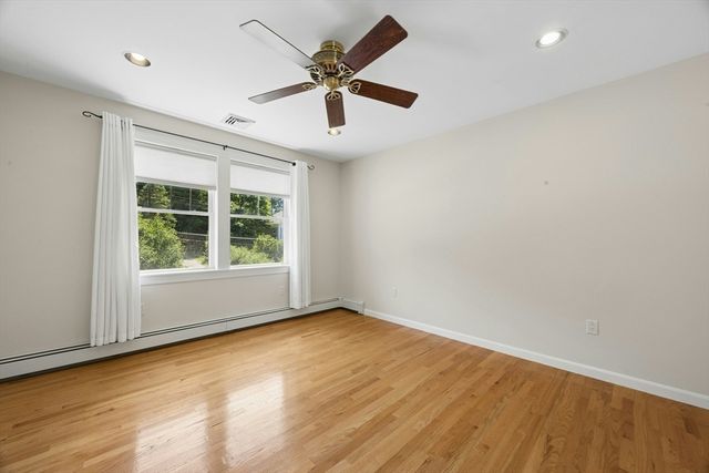 18 Proctor Road, Chelmsford, MA 01824