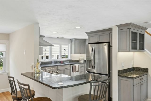 18 Proctor Road, Chelmsford, MA 01824