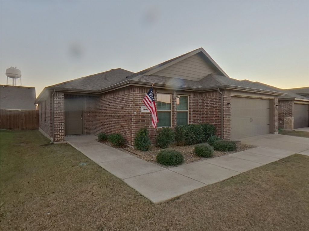 1809 Princeton Avenue, Farmersville, TX 75442