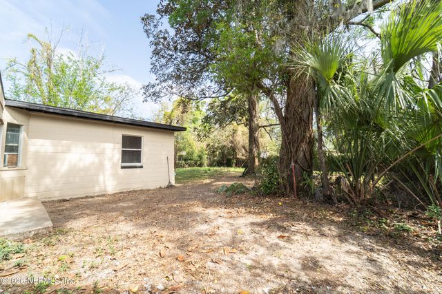 1387 GRIFLET Road, Jacksonville, FL 32211