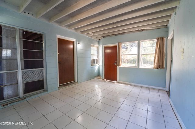 1387 GRIFLET Road, Jacksonville, FL 32211