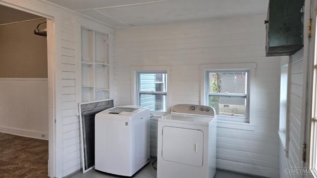 315 E Center Street, Blanchester, OH 45107
