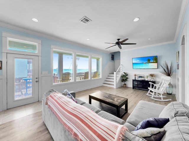 816 S Crystal Beach Road, Crystal Beach, TX 77650