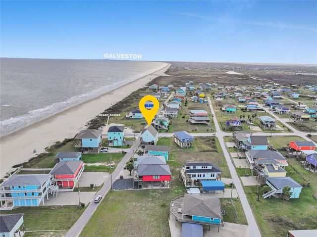 816 S Crystal Beach Road, Crystal Beach, TX 77650