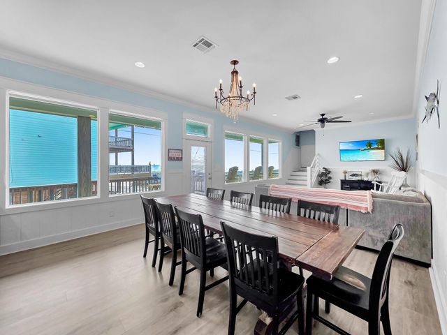 816 S Crystal Beach Road, Crystal Beach, TX 77650