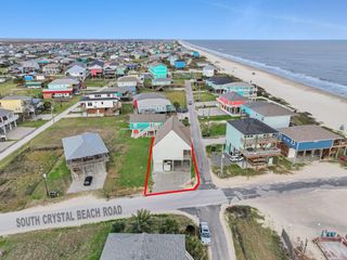 816 S Crystal Beach Road, Crystal Beach, TX 77650
