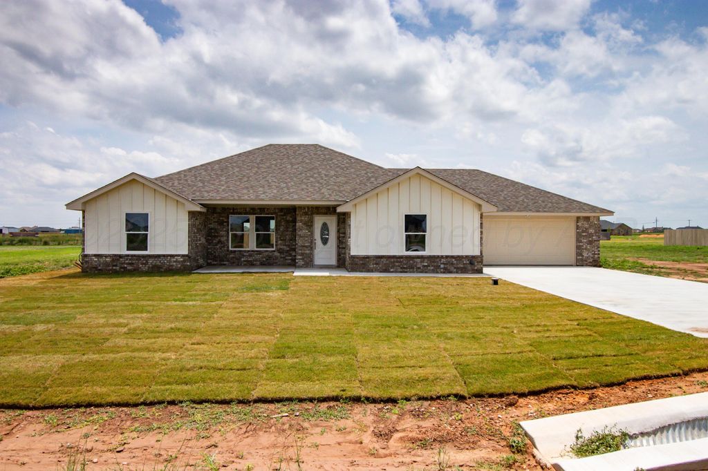 10101 COCKLEBUR Lane, Amarillo, TX 79119