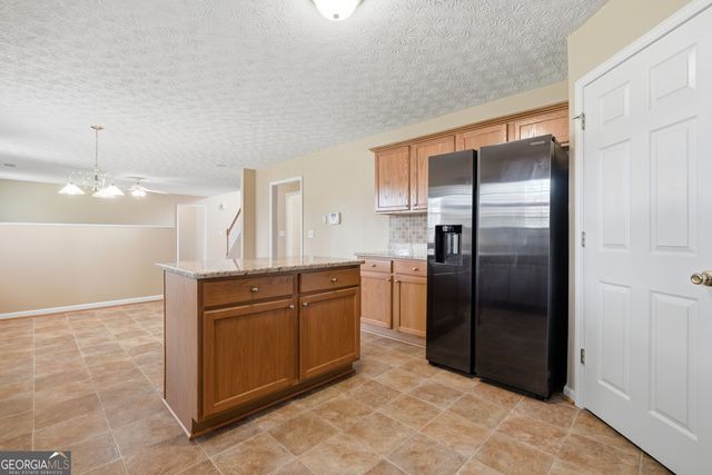1174 Folkstone Drive, Mcdonough, GA 30253