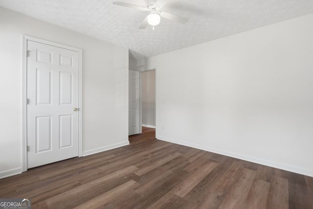 1174 Folkstone Drive, Mcdonough, GA 30253