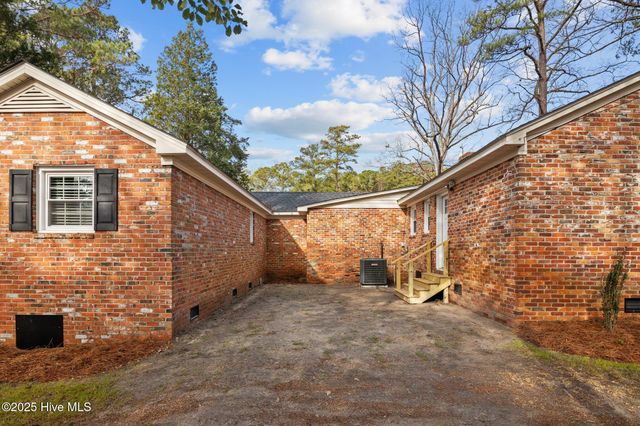 108 Ridgewood Circle, Washington, NC 27889