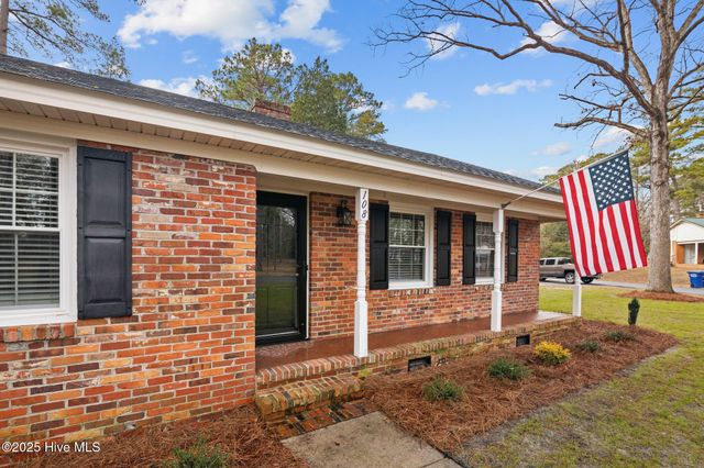 108 Ridgewood Circle, Washington, NC 27889