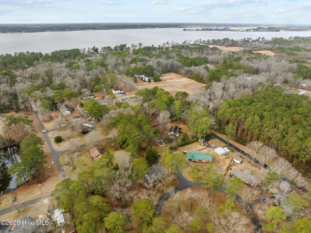 108 Ridgewood Circle, Washington, NC 27889