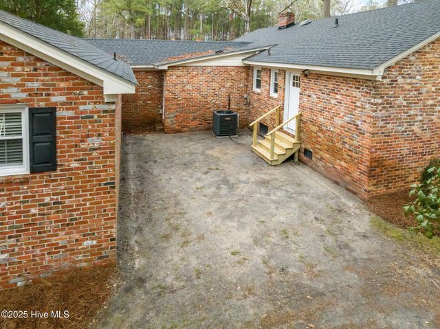 108 Ridgewood Circle, Washington, NC 27889
