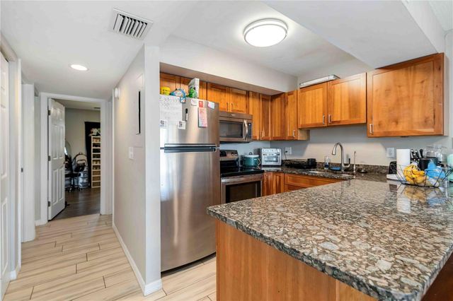 5412 SWIFT ROAD 39, Sarasota, FL 34231