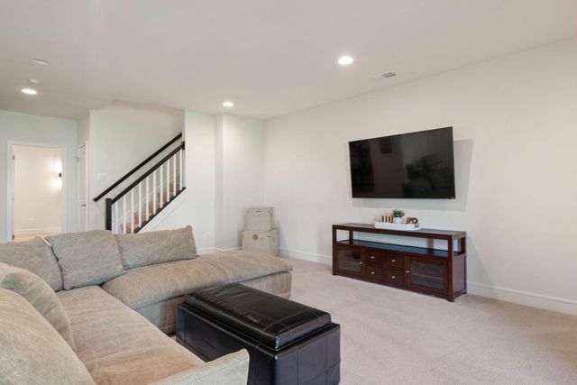 41412 GENTLE WIND PL, Aldie, VA 20105