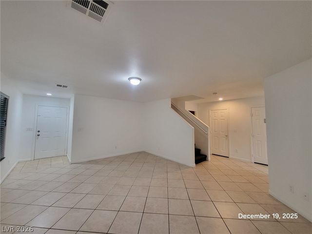 9965 Mardagen Street, Las Vegas, NV 89183