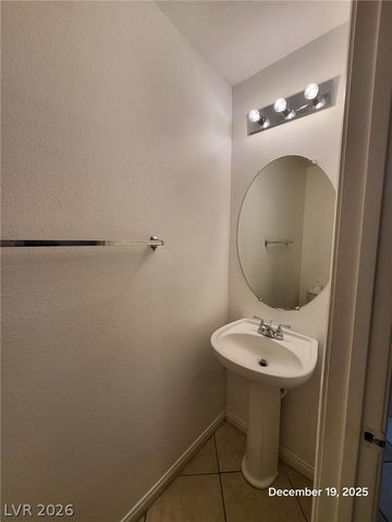 9965 Mardagen Street, Las Vegas, NV 89183