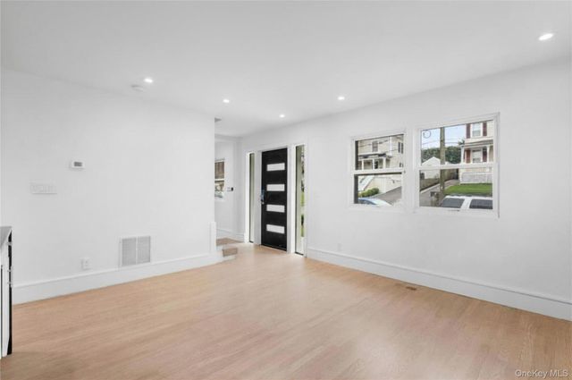 313 Sixth Avenue, Pelham, NY 10803