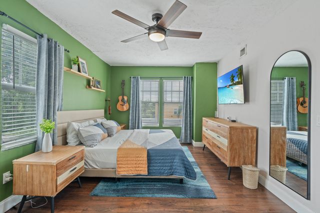 820 29TH Street, West Palm Beach, FL 33407