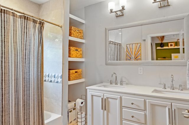 820 29TH Street, West Palm Beach, FL 33407
