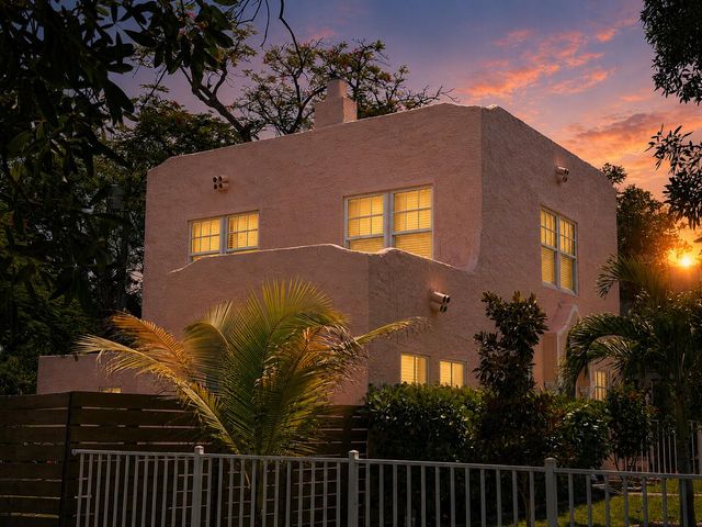 820 29TH Street, West Palm Beach, FL 33407