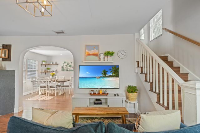 820 29TH Street, West Palm Beach, FL 33407