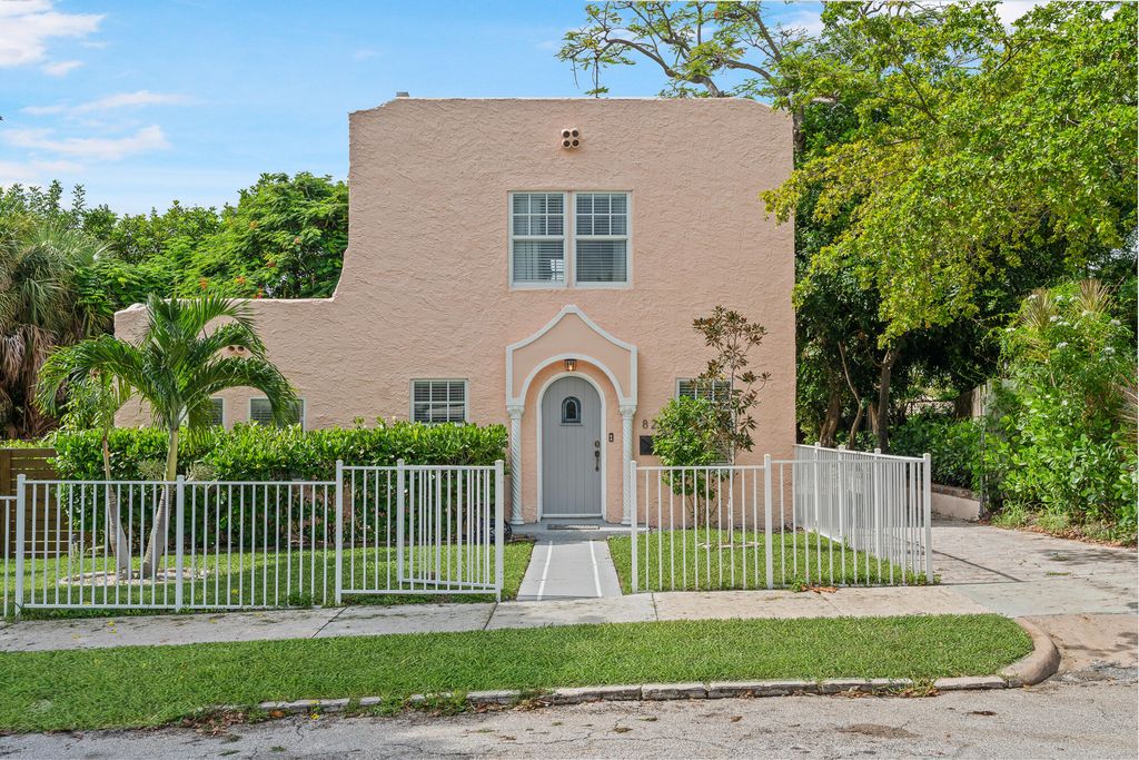 820 29TH Street, West Palm Beach, FL 33407