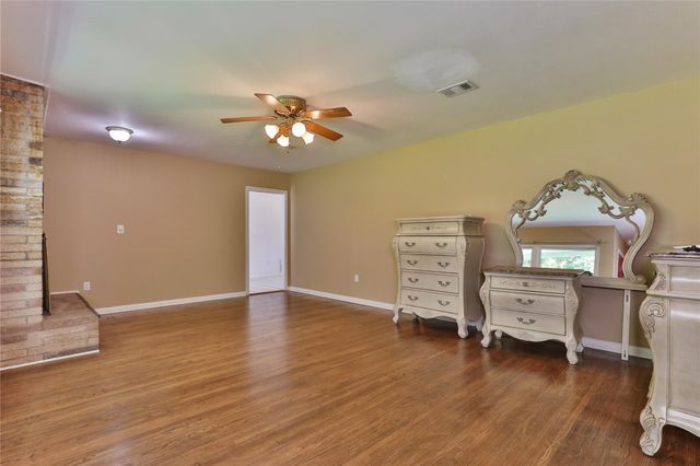 1202 Mac Drive, Sweeny, TX 77480