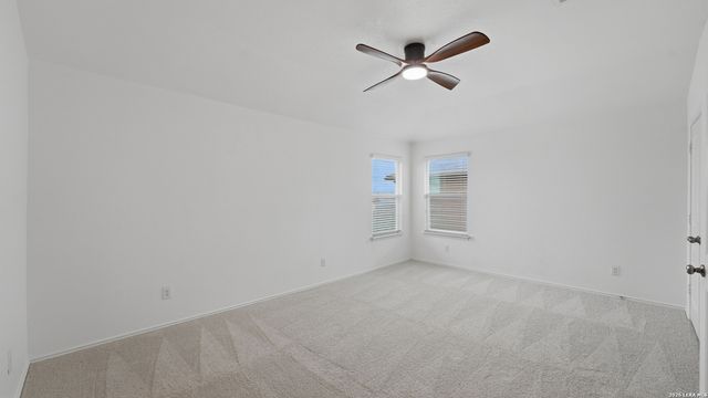 125 FLATLAND TRL, San Marcos, TX 78666
