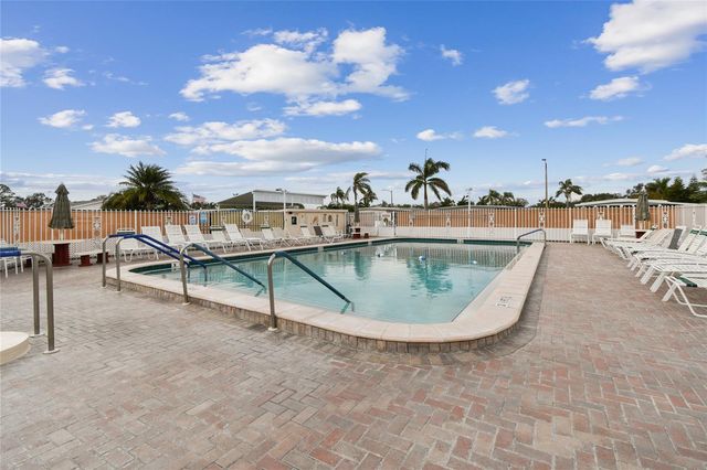 82257 3RD AVENUE N 257, Pinellas Park, FL 33781