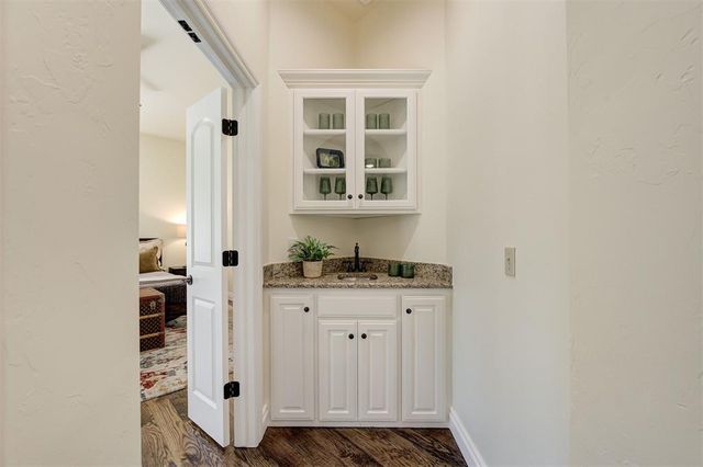 5604 NW 125th Street, Oklahoma City, OK 73142