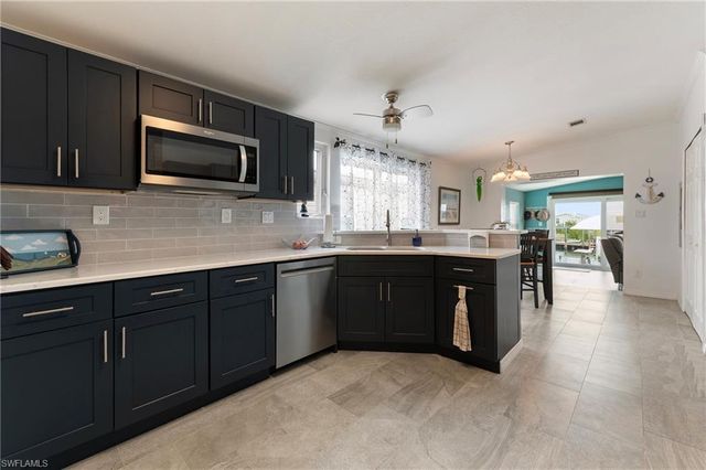 23 Nancy LN, Fort Myers Beach, FL 33931