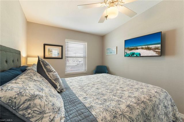 23 Nancy LN, Fort Myers Beach, FL 33931