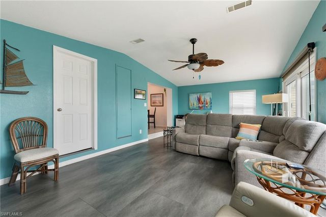 23 Nancy LN, Fort Myers Beach, FL 33931