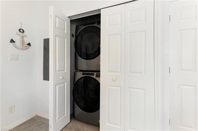 23 Nancy LN, Fort Myers Beach, FL 33931