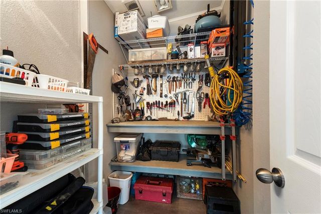 23 Nancy LN, Fort Myers Beach, FL 33931