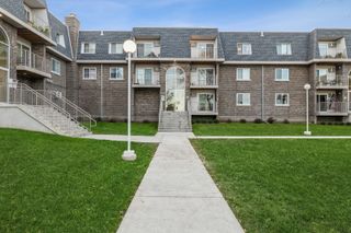 838 McIntosh Court 306, Prospect Heights, IL 60070