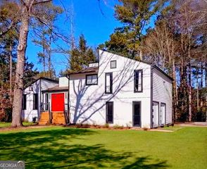 2645 Shadow Woods Circle NE, Marietta, GA 30062