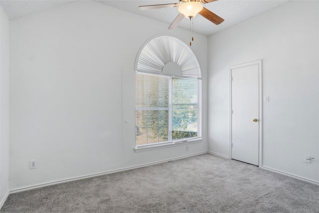 2447 Ranchview Drive, Grand Prairie, TX 75052