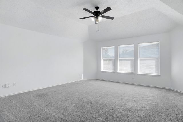 2447 Ranchview Drive, Grand Prairie, TX 75052