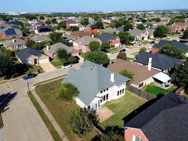 2447 Ranchview Drive, Grand Prairie, TX 75052