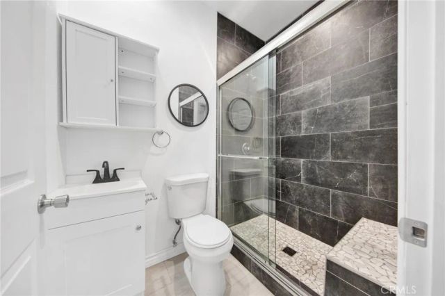 8459 Omelveny Avenue, Sun Valley, CA 91352