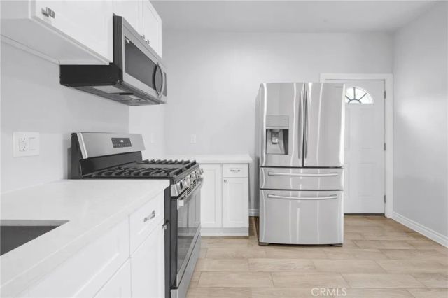 8459 Omelveny Avenue, Sun Valley, CA 91352