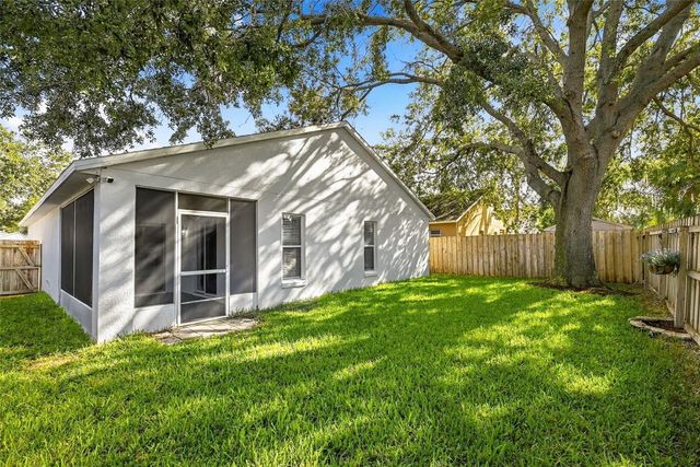 2354 BLUE SAPPHIRE CIRCLE, Orlando, FL 32837