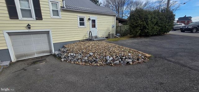 901 GARVER ST, Roaring Spring, PA 16673